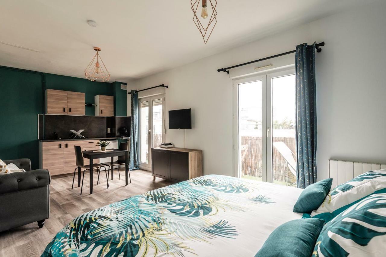 Chic B&B + Balcony - Hyper Center ランス エクステリア 写真